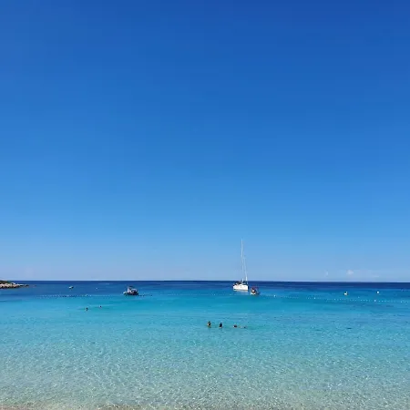 Beach Ivana Apartment *